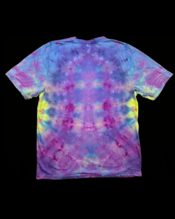 L bright mandala tie dye t-shirt, unisex large