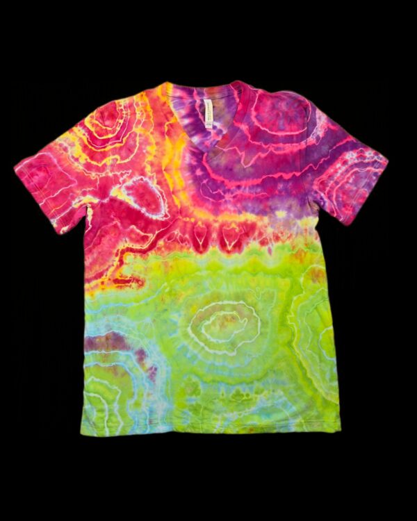 Large split color geode tie dye t-shirt, unisex L v-neck
